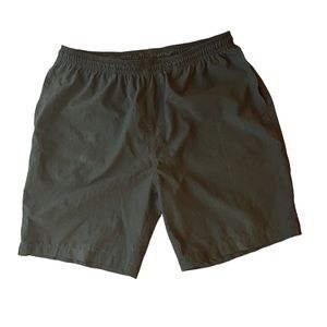 Chubbies 7” Flints Dark Grey (Charcoal) Performance Shorts - Size Large